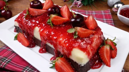 Terrine de chocolate com frutas vermelhas: Sobremesa elegante para o Natal