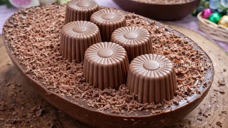 Ovo de colher Alpino: Recheio cremoso de chocolate que derrete na boca