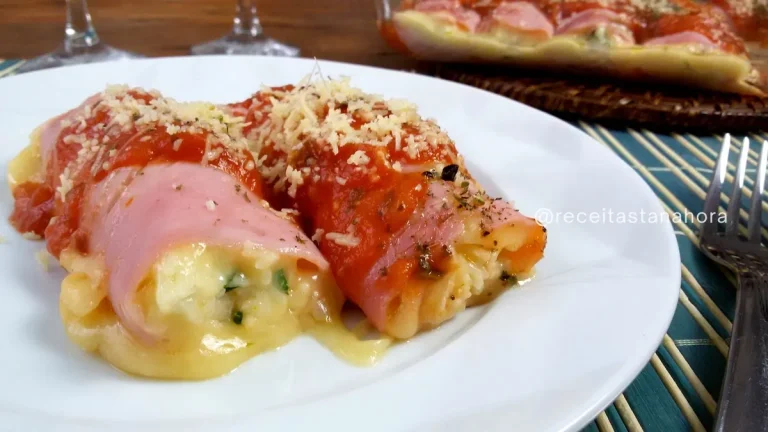 canelone invertido de presunto e queijo gratinado com molho